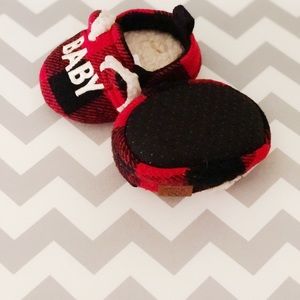 Baby Bear Dearfoams.never worn before. Size:1-2